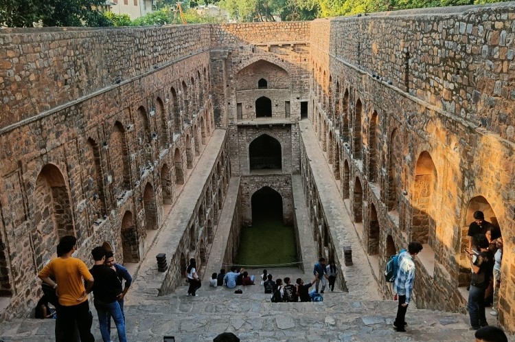 Agrasen Ki Baoli - Chauffeur India Tours