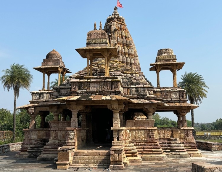 Bijolia Temple - Chauffeur India Tours