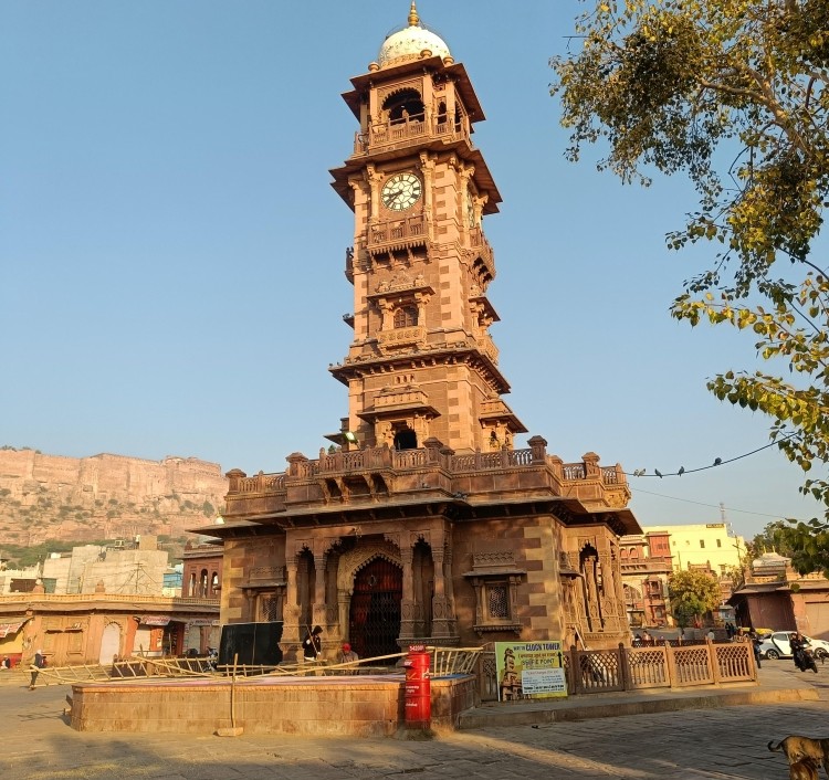 Clock Tower Market - Chauffeur India Tours