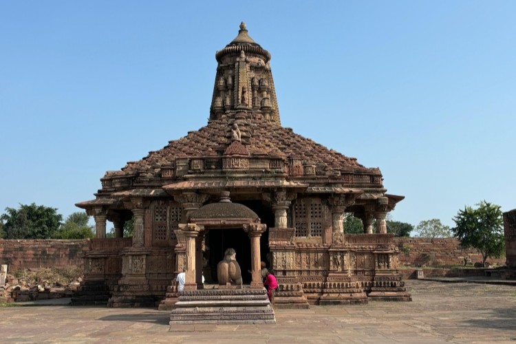 Menal Temple - Chauffeur India Tours