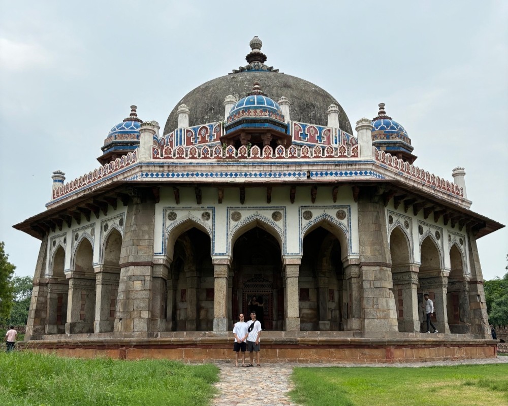 Historical Old and New Delhi Tour
